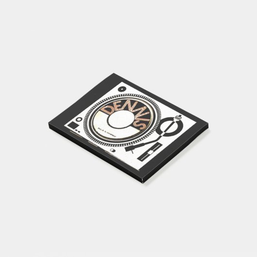 DENNIS-TURNTABLE POST-IT KLEBEZETTEL (angewinkelt)