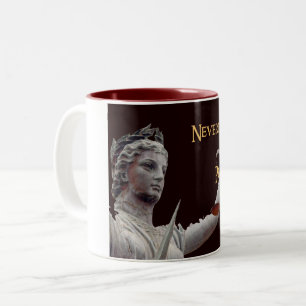 Dennoch bestand sie Gerechtigkeits-Tasse fort Zweifarbige Tasse