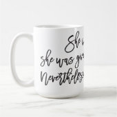 Dennoch bestand sie Tasse fort (Links)