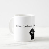 dennoch bestand sie Tasse fort (Vorderseite Links)