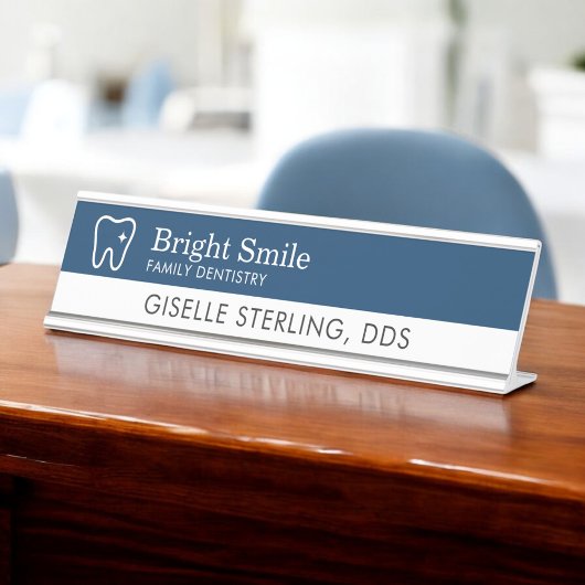 Dentist Tooth Logo Navy Blue Modern Office Schreibtischnamensplakette