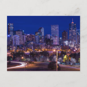 Denver Skyline bei Nacht - Colorado Postkarte