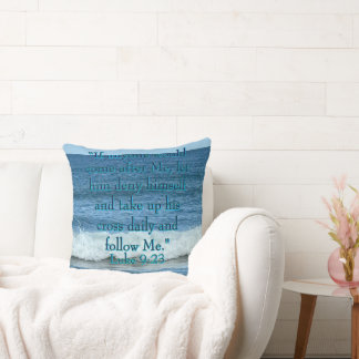 Deny Yourself Square Pillow Kissen