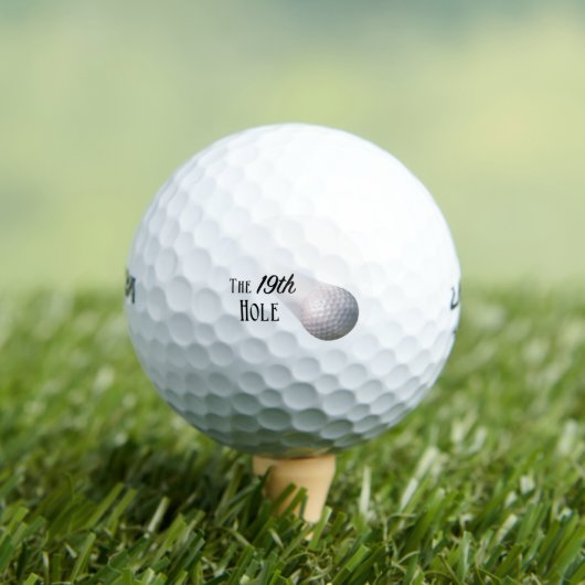 Der 19. Loch Golfball (Insitu T-Shirt)