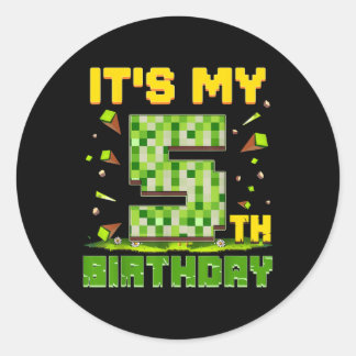 Der 5. Geburtstagskind, der 5 Jahre alt ist Pixel Runder Aufkleber
