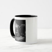 Der Abfall vom Kreuz mit einer Fackel, 1654 Tasse (Vorderseite Links)