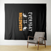 Der Alltag ist halbartig Wandteppich (Beispiel (Horizontal))