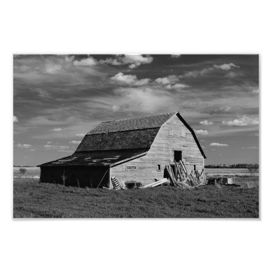 Der alte Stall - Schwarz & Weiß Fotodruck (Vorne)