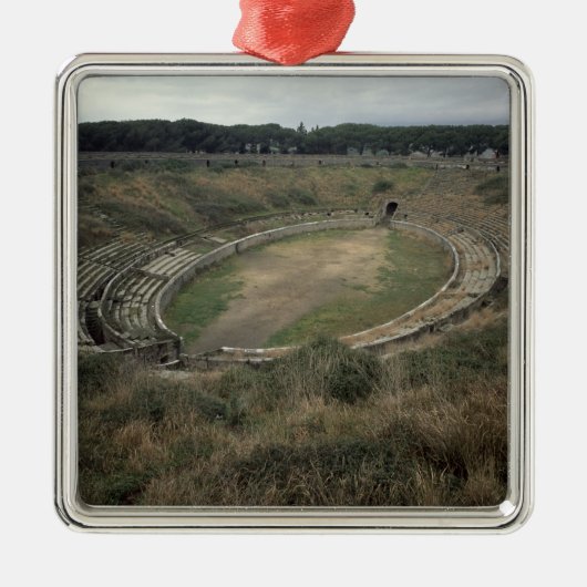 Der Amphitheatre Ornament Aus Metall (Vorne)