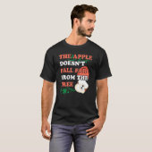 Der Apfel fällt nicht weit vom Baumapfel-Bild T-Shirt (Vorne ganz)