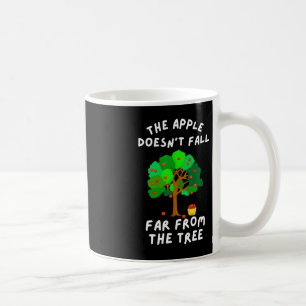Der Apfel fällt nicht weit von der Baumfreunreihe Kaffeetasse