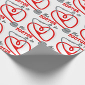 Der Arzt ist in Geschenkpapier (Ecke)