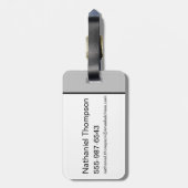 Der Assistent von OZ™ | Und auch dein kleiner Hund Gepäckanhänger (Rückseite vertikal)