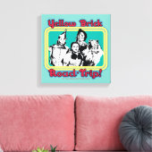 Der Assistent von OZ™ | Yellow Brick Road-Trip! Leinwanddruck (Insitu (Wohnzimmer))