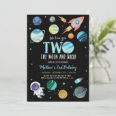 Der Astronautenraum zwei zum Geburtstag des Mondes Einladung (Stehend Vorderseite)