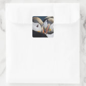 Der Atlantische Puffin, ein pelagischer Seevögel Quadratischer Aufkleber (Tasche)