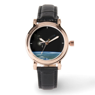 Der Atlas V541 startet im Orbit. Armbanduhr