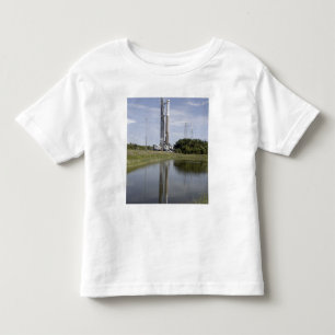 Der Atlas V/Centaur kommt auf dem Kleinkind T-shirt