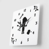 Der Bäcker schüttelt seine Utensils / Werkzeuge Quadratische Wanduhr (Winkel)