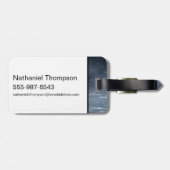 Der Batman im Regen Gepäckanhänger (Rückseite horizontal)