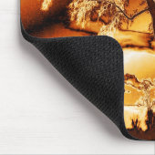Der Baum des Lebens in geschmolzenem Gold Mousepad (Ecke)