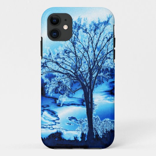 Der Baum in blauem Eis Case-Mate iPhone Hülle (Rückseite)