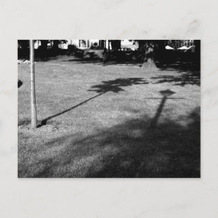 Der Baum und der Lamppost waren Freunde Postkarte