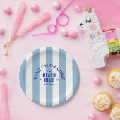 Der Beach Club Toast auf dem blauen Streifen der K Pappteller (Party)