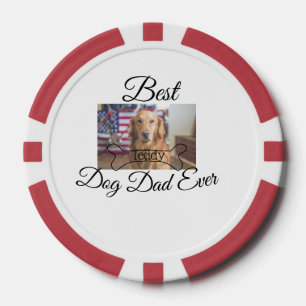 Der beste Hund-Vater fügt je den Namen des Tieres  Pokerchips