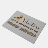 Der Besucher muss vom deutschen Hirten zugelassen Fußmatte (Schrägansicht)