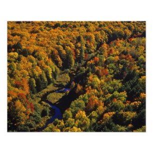 Der Big Carp River im Herbst in Porcupine Fotodruck