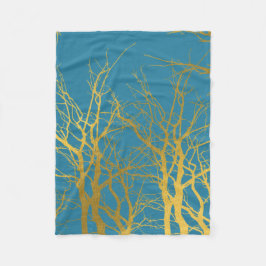 Der blaue Hintergrund der Zweige des Golden Trees Fleecedecke