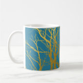 Der blaue Hintergrund der Zweige des Golden Trees Kaffeetasse (Links)