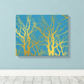 Der blaue Hintergrund der Zweige des Golden Trees Leinwanddruck (Insitu (Holzboden))