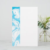 Der blaue Spaß der glücklichen Delphine, der durch Briefpapier (Stehend Vorderseite)