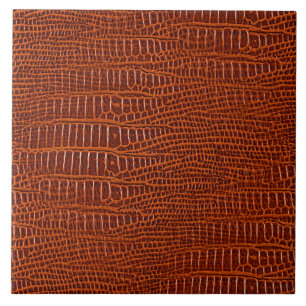Der Blick auf die braune realistische Alligatorenh Fliese
