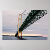 Der Blick auf die Mackinac-Brücke vom Lake Michiga Poster (Vorne)
