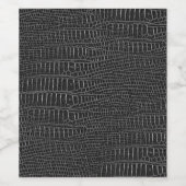 Der Blick auf die schwarze realistische Alligatorh Weinetikett (Einzelnes Label)