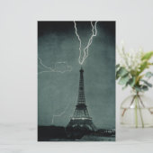 Der Blitz trifft auf den Eiffelturm Briefpapier (Stehend Vorderseite)