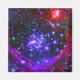 Der Bogen-Sternhaufen tief innerhalb der Nabe Magnet