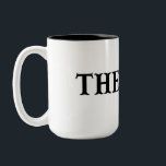 Der Boss Zweifarbige Tasse<br><div class="desc">Dieses humorvolle und minimalistische Design macht es zu einem perfekten Geschenk für Neuvermählte.</div>