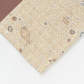 Der Brownstone mit gepolsterten Baumkronen und Fle Fleecedecke (Ecke)