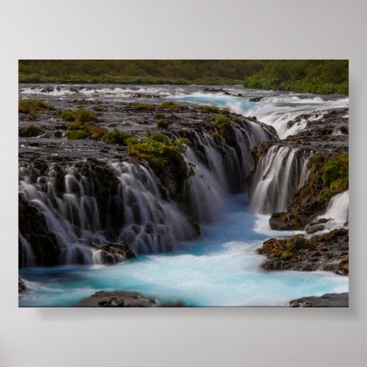 Der Bruararfoss-Wasserfall in Island Poster (Vorne)