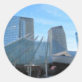Der Brunnen und die Architektur von Aria in Las Ve Runder Aufkleber