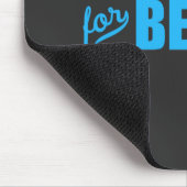 Der Buchhalter wird Steuern auf Bier erheben Mousepad (Ecke)