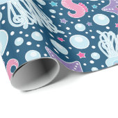 Der Cartoon-Seepferd-u. Quallen-| blaues rosa Lila Geschenkpapier (Rolleneckpunkt)