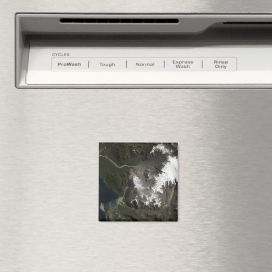 Der Chaità   ½ n Volcano Magnet (In Situ (Geschirrspüler))