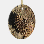Der Coulter Pinecone Keramik Ornament (Rechts)