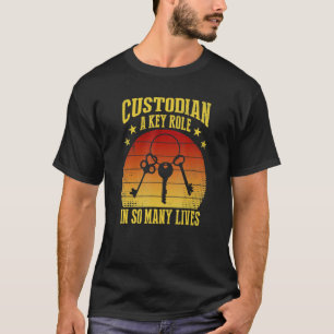 Der Custodian spielt in so vielen Lebewesen in der T-Shirt