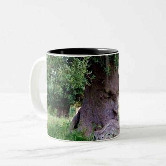 Der Denkbaum in Pugia Zweifarbige Tasse (Vorderseite Links)